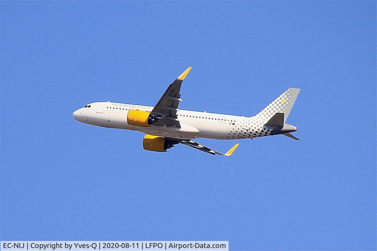 EC-NIJ, 2020 Airbus A320-271N C/N 9577, Airbus A320-271N, Climbing from rwy 24, Paris-Orly airport (LFPO-ORY)