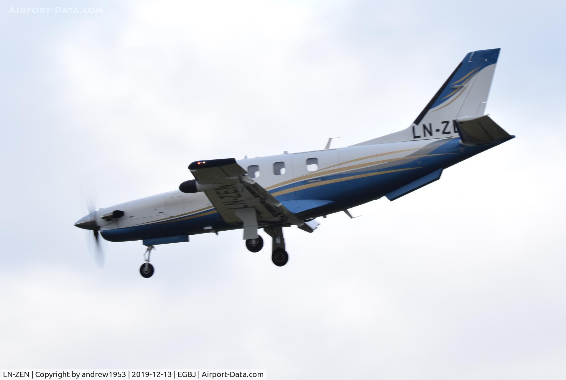 LN-ZEN, Socata TBM-700 C/N 498, LN-ZEN at Gloucestershire Airport.