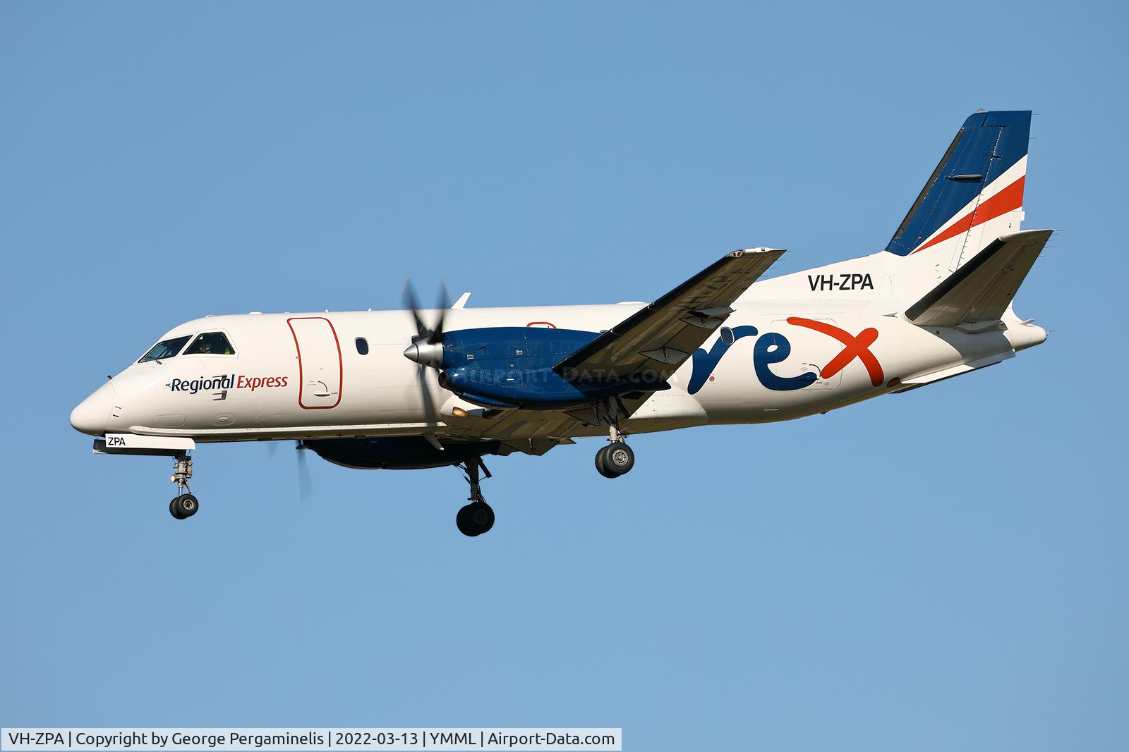 VH-ZPA, 1997 Saab 340B C/N 340B-410, Short final, runway 34.