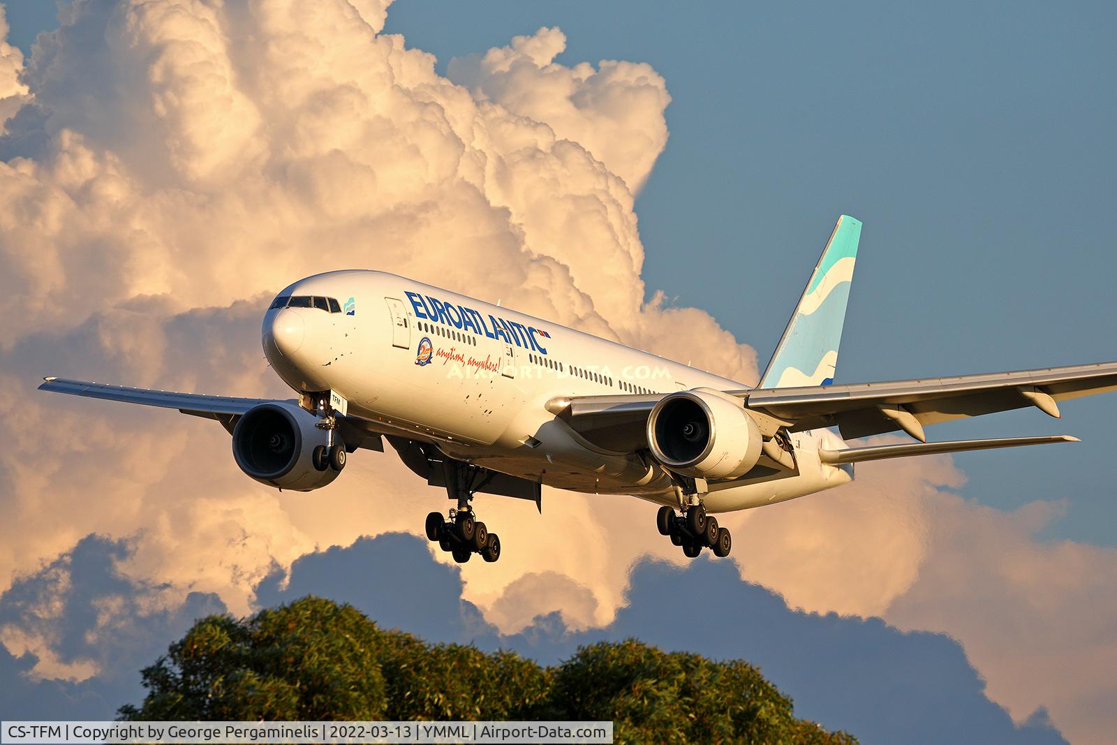 CS-TFM, 1998 Boeing 777-212/ER C/N 28513, Short final, runway 34.