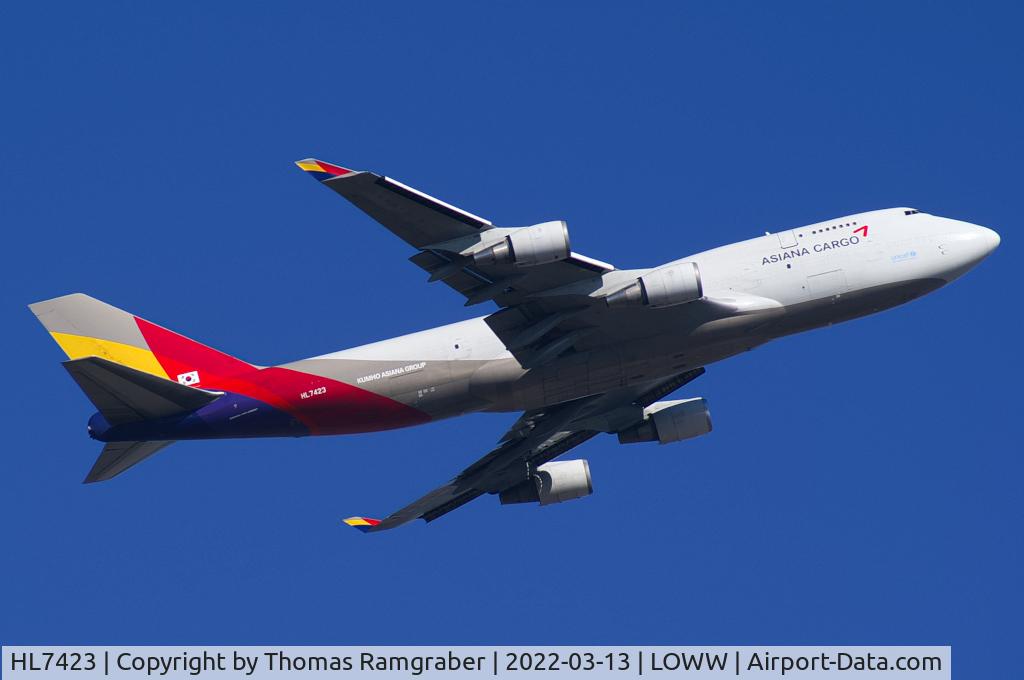 HL7423, 1997 Boeing 747-48EM(F) C/N 27282, Asiana Airlines Cargo Boeing 747-48EM(F)