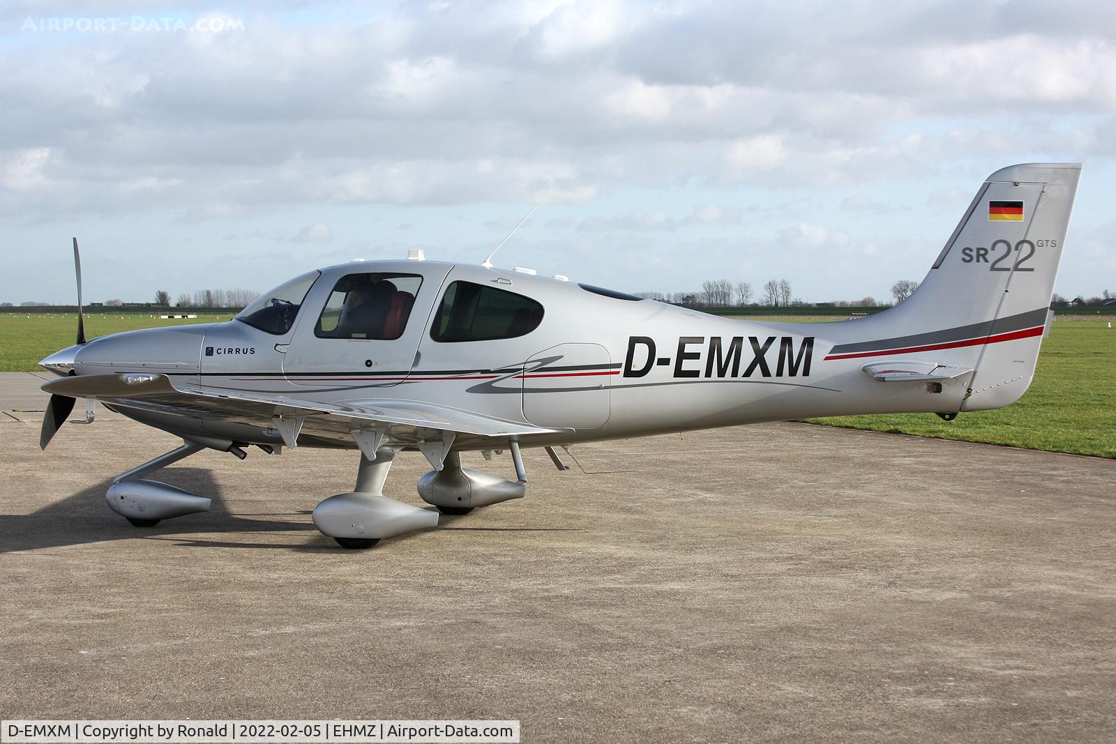 D-EMXM, Cirrus SR22-GTS G3 C/N 3740, at ehmz
