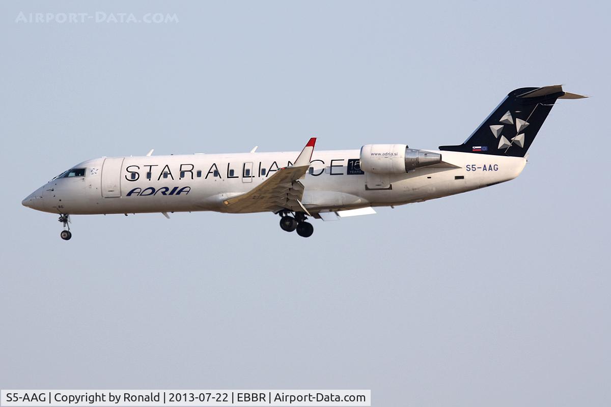 S5-AAG, 2000 Canadair CRJ-200LR (CL-600-2B19) C/N 7384, at bru