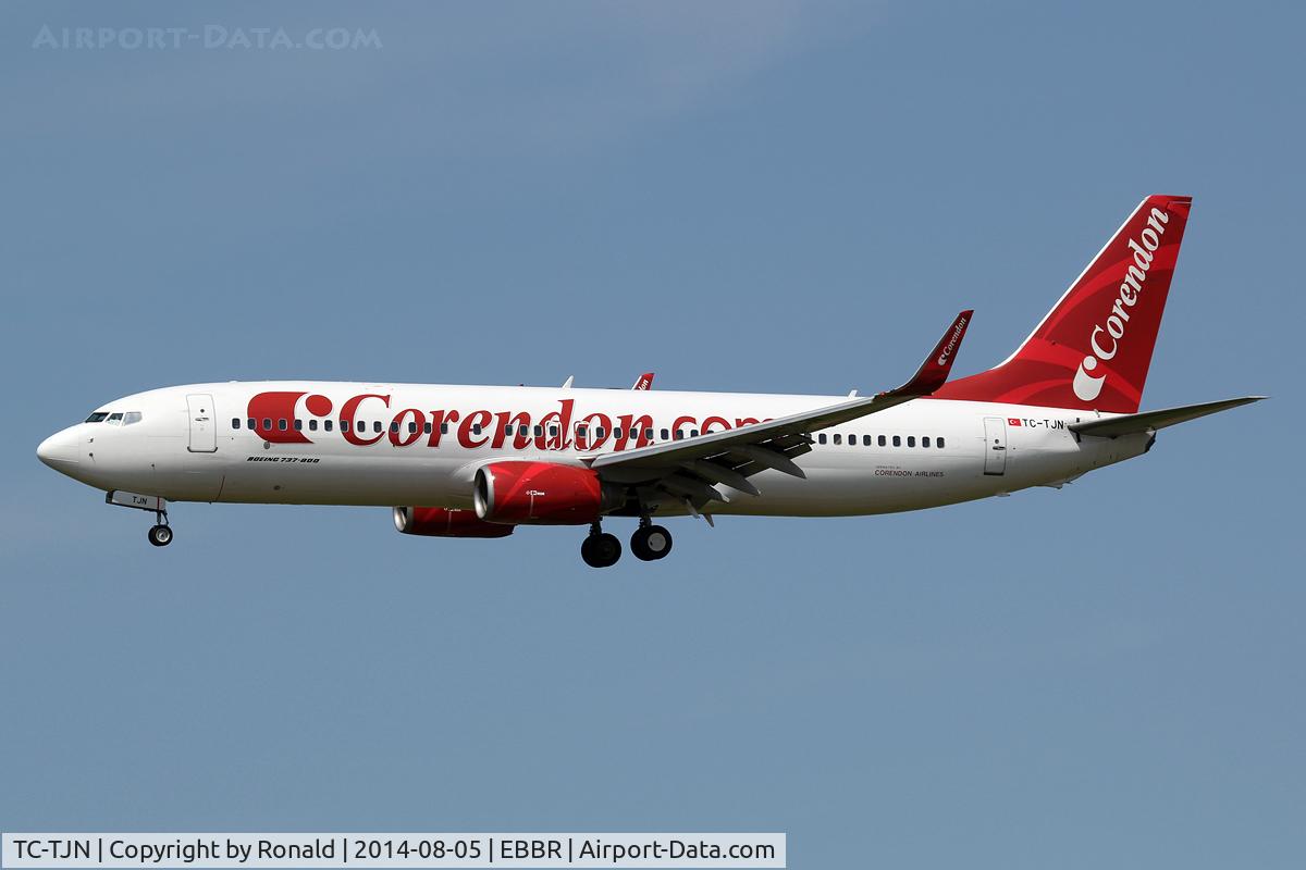 TC-TJN, 2000 Boeing 737-85P C/N 28535, at bru