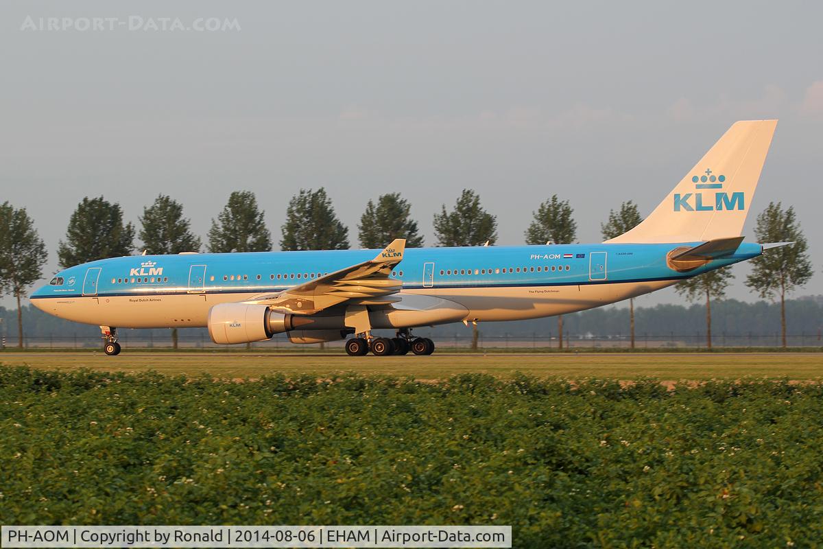 PH-AOM, 2010 Airbus A330-203 C/N 1161, at spl
