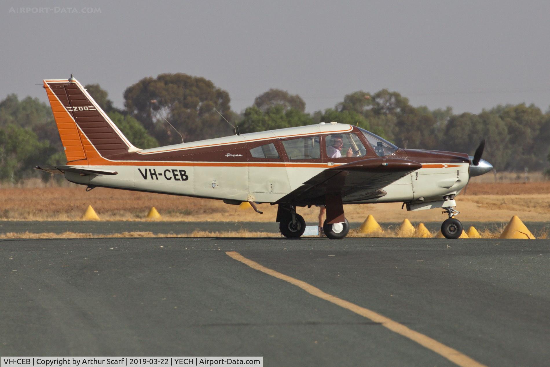 VH-CEB, 1969 Piper PA-28R-200 C/N 28R-35008, Antique Aircraft Assn of Australia Echuca Vic 2019