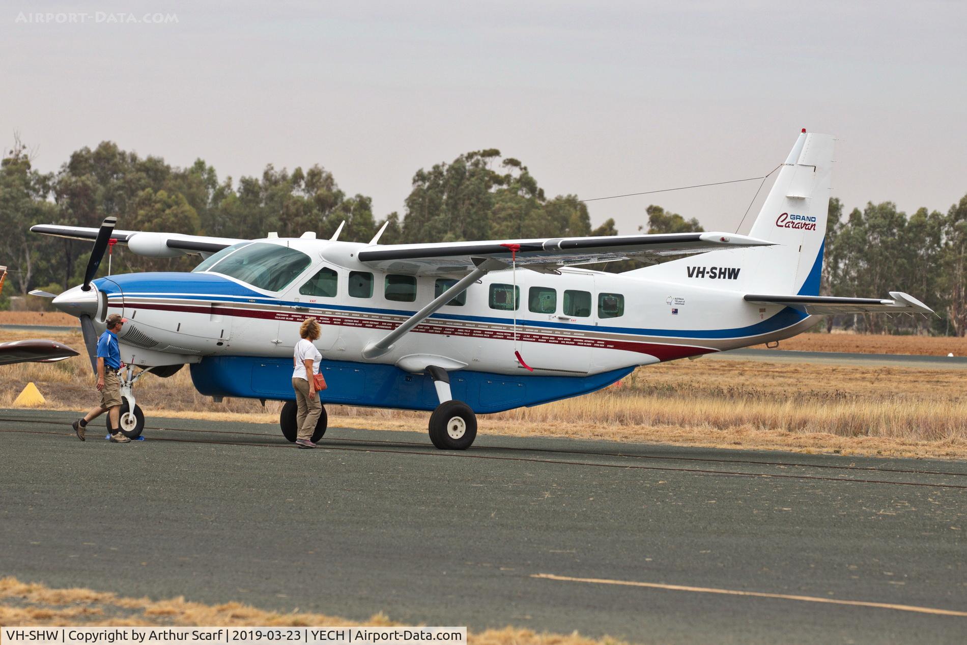 VH-SHW, 1995 Cessna 208B Grand Caravan C/N 208B0457, Antique Aircraft Assn of Australia fly in at Echuca Vic 2019