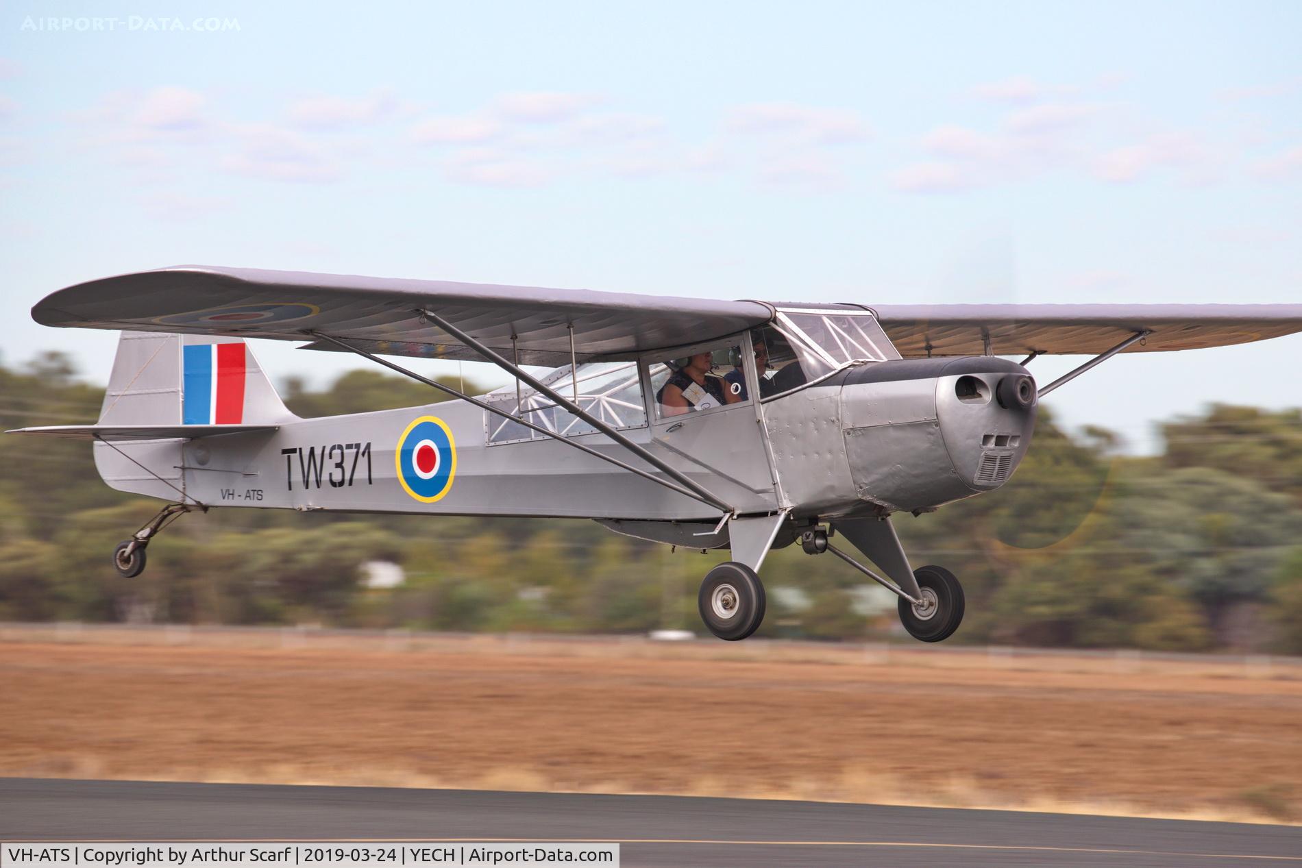 VH-ATS, 1944 Taylorcraft J Auster 5 C/N 1736, Antique Aeroplane Association of Australia fly in Echuca Vic 2019