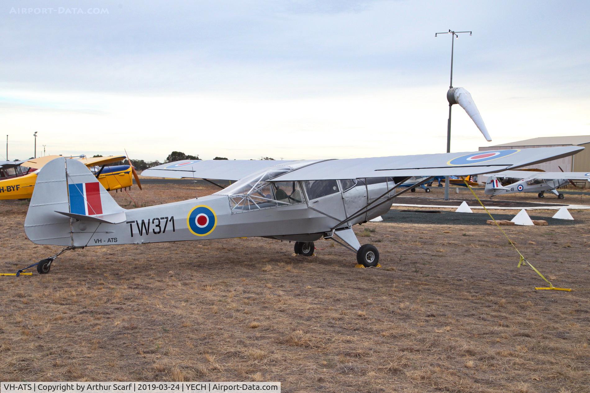VH-ATS, 1944 Taylorcraft J Auster 5 C/N 1736, Antique Aeroplane Association of Australia fly in Echuca Vic 2019