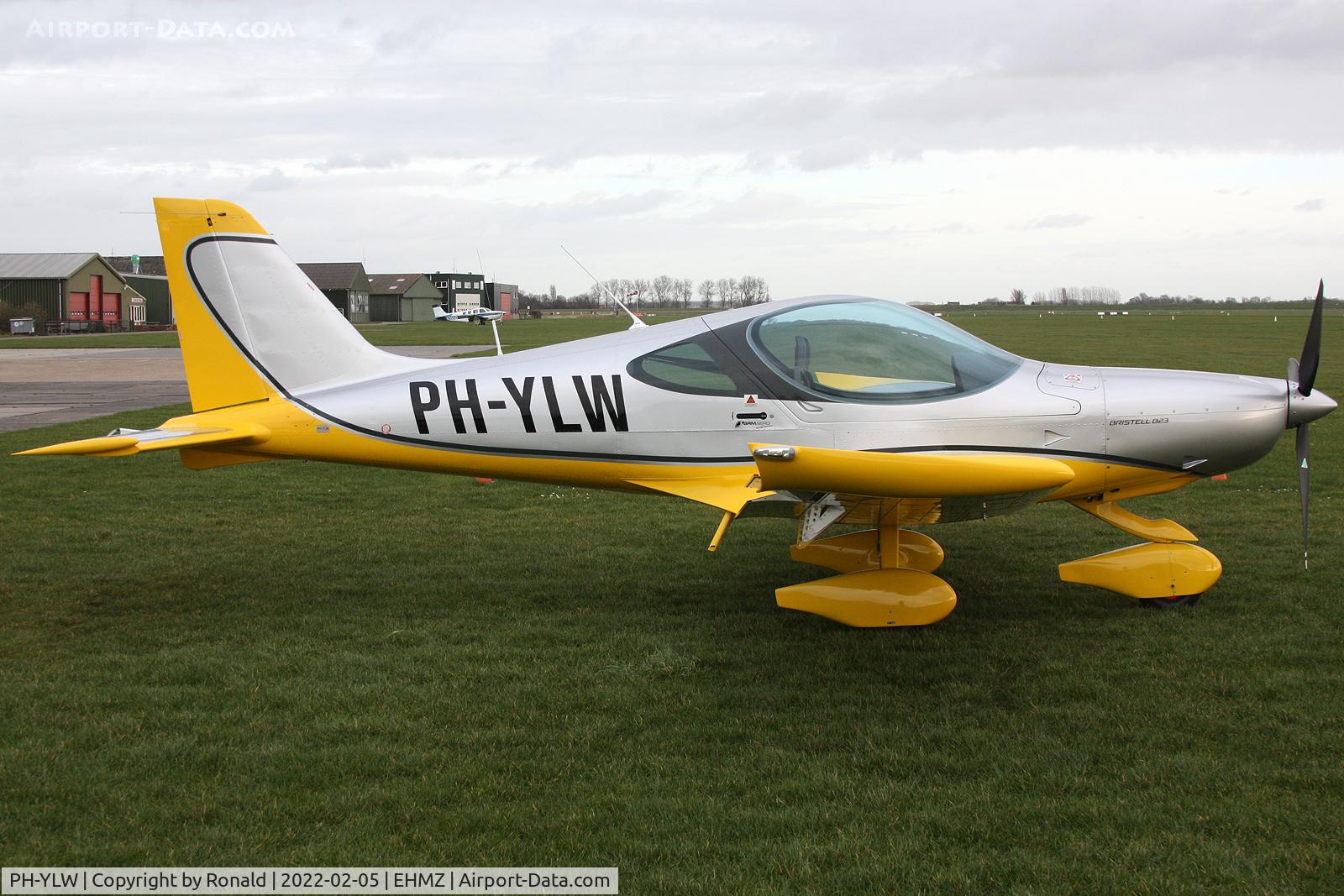 PH-YLW, BRM Aero Bristell B23 C/N 033/2021, at ehmz