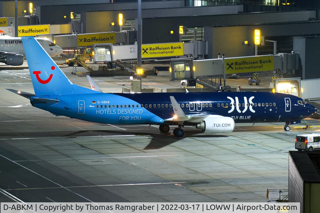 D-ABKM, 2010 Boeing 737-86J C/N 37755, TUi Boeing 737-800 