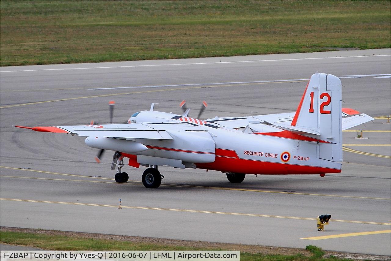 F-ZBAP, 1957 Grumman (Conair) S-2T Turbo Firecat C/N 026, Grumman S-2F Tracker, Taxiing to rwy 31R, Marseille-Provence Airport (LFML-MRS)