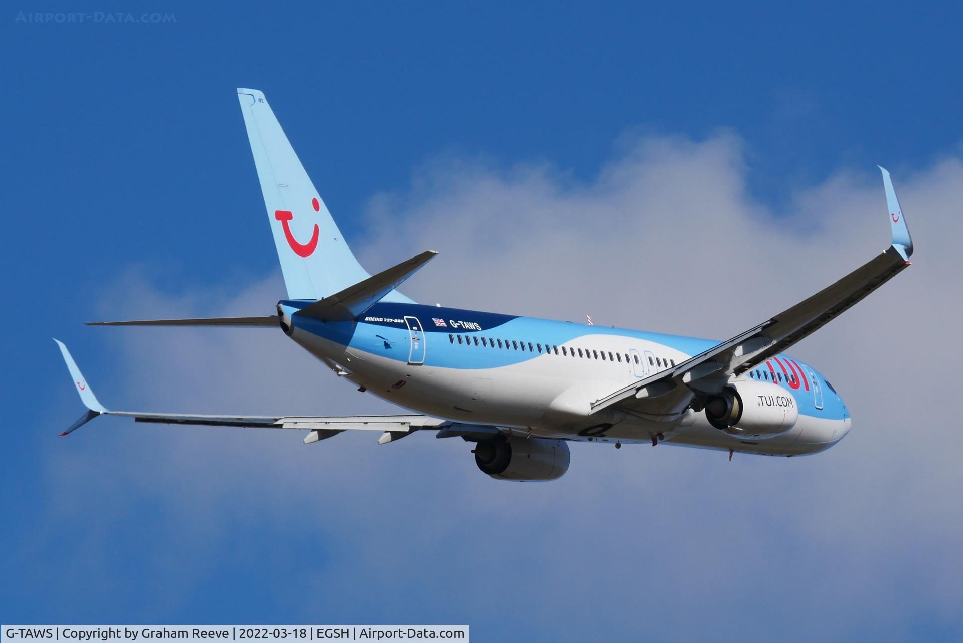 G-TAWS, 2014 Boeing 737-8K5 C/N 37241, Departing from Norwich.