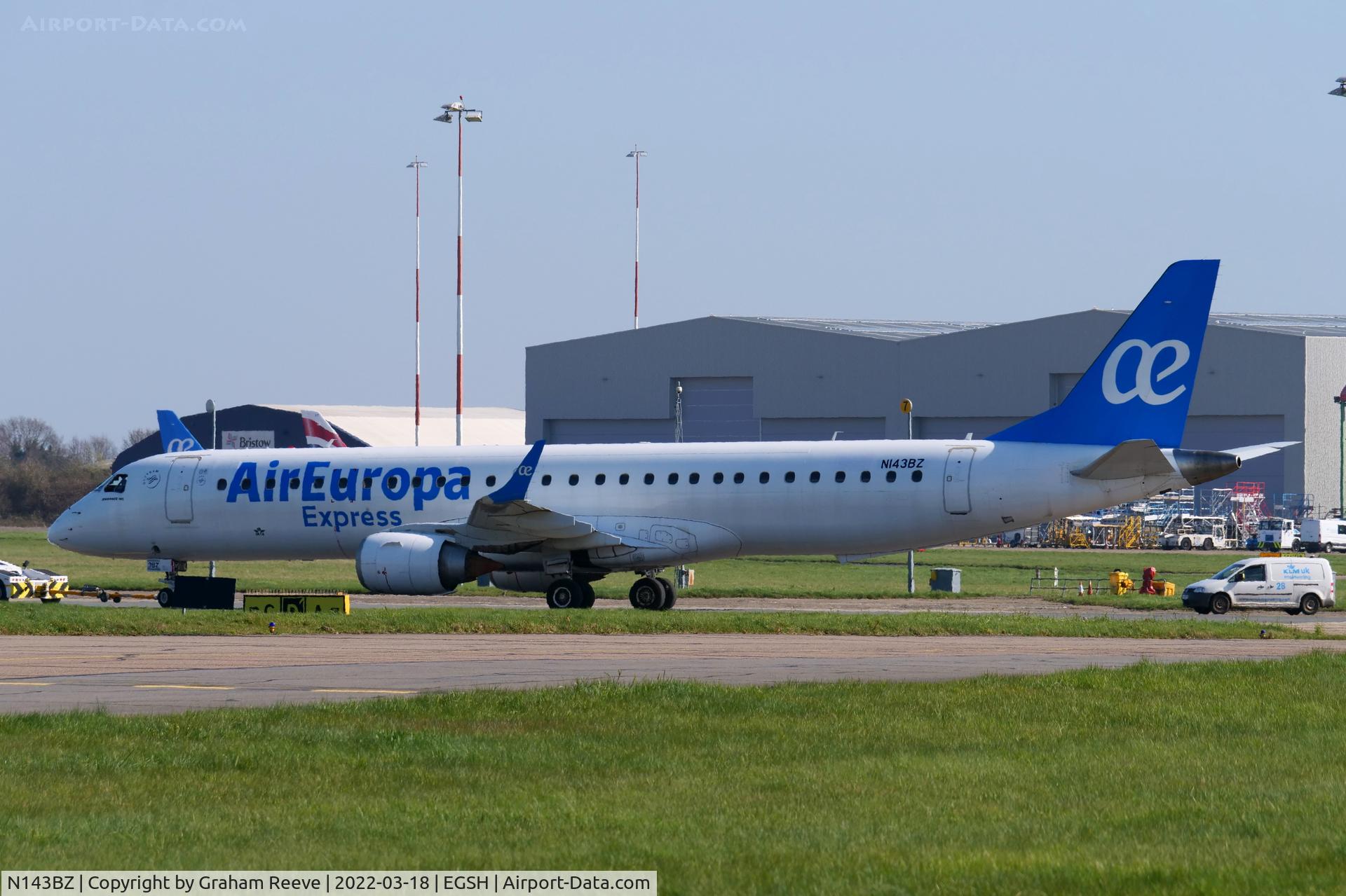 N143BZ, 2009 Embraer 195LR (ERJ-190-200LR) C/N 19000276, Under tow at Norwich.