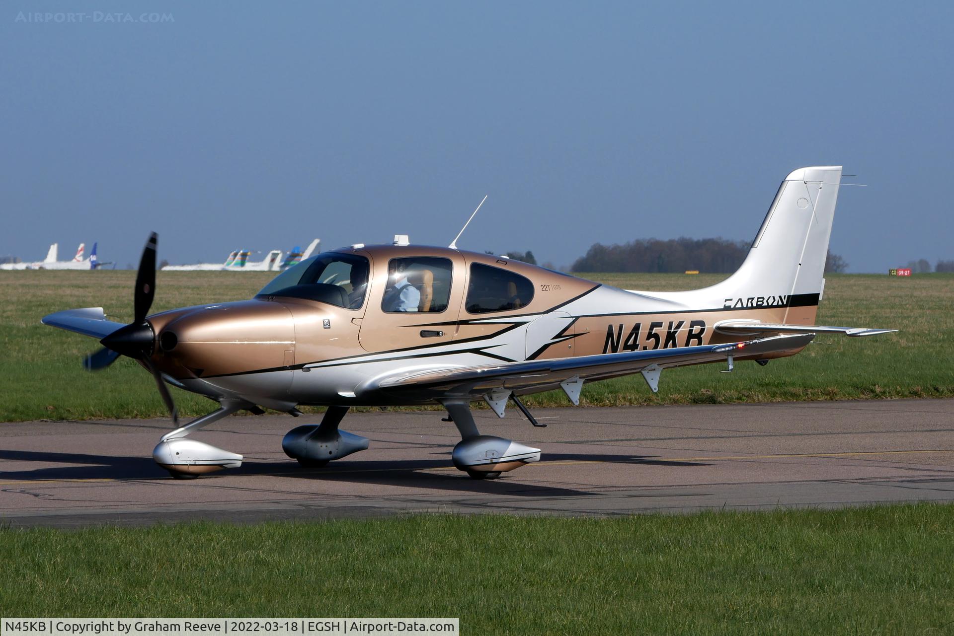 N45KB, 2018 Cirrus SR22T C/N 1800, Just landed at Norwich.