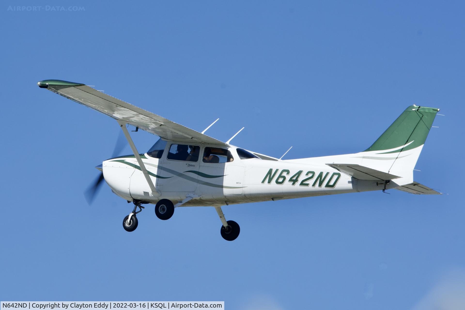 N642ND, 2015 Cessna 172S C/N 172S11616, San Carlos Airport in California 2022.