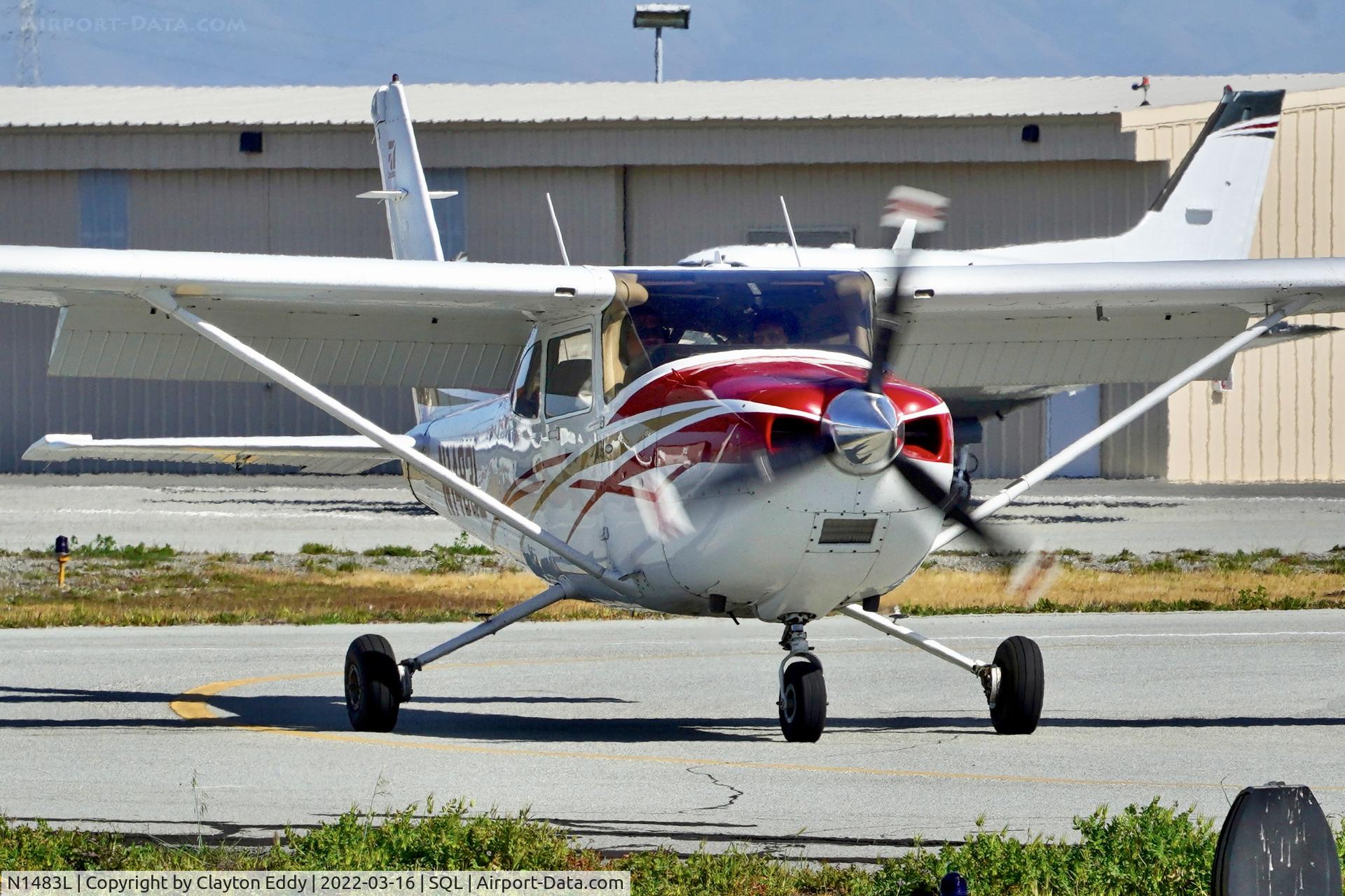 N1483L, 2007 Cessna 182T Skylane C/N 18281960, San Carlos Airport in California 2022.