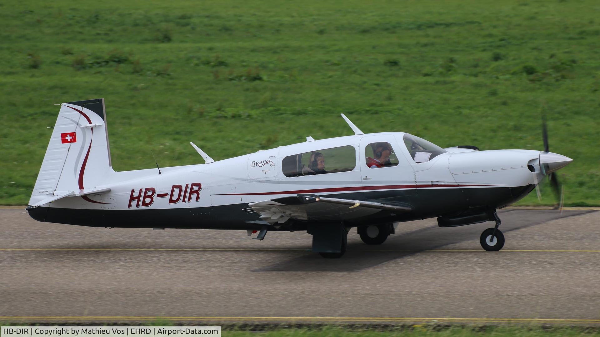 HB-DIR, 2004 Mooney M.20M GX Bravo C/N 27-0328, taxing to runway 24
