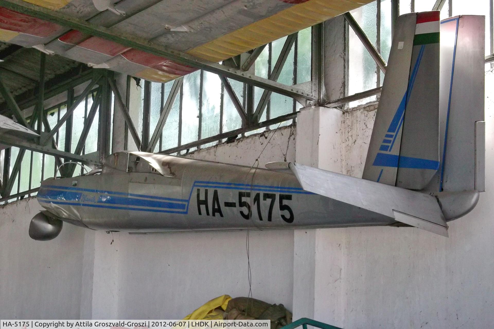 HA-5175, 1980 Let L-13 Blanik C/N 027359, LHDK - Dunakeszi Airport, Hungary