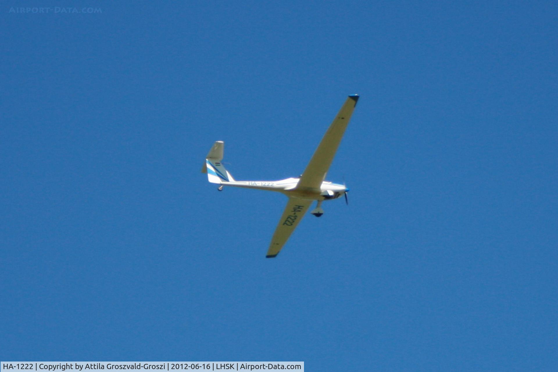 HA-1222, 2003 Hoffmann H-36 Dimona MK 2 C/N 36234, LHSK - Siófok-Kiliti Airport, Hungary