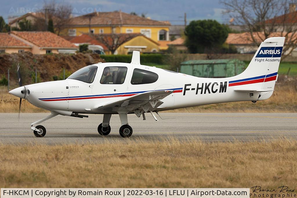 F-HKCM, 2012 Cirrus SR20 C/N 2193, Take off