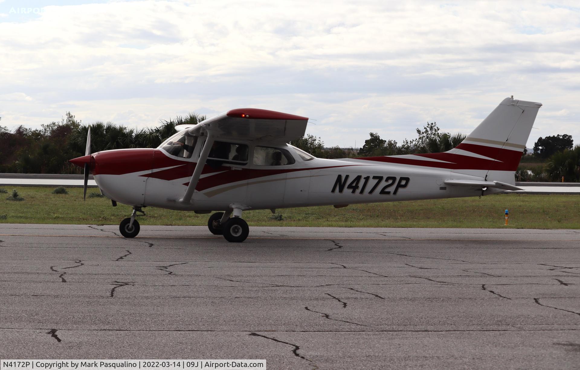 N4172P, 1997 Cessna 172R C/N 17280288, Cessna 172R
