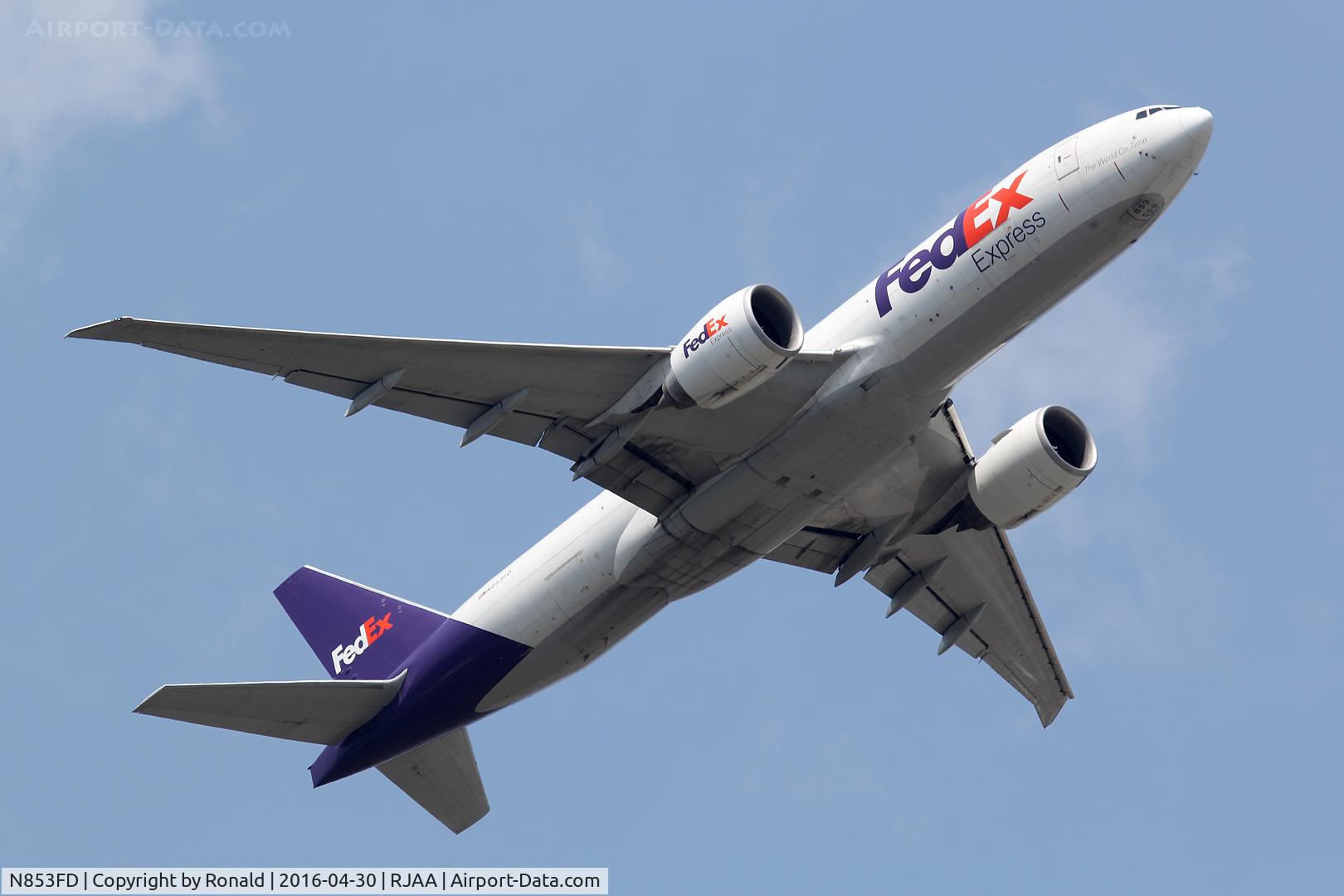 N853FD, 2009 Boeing 777-FS2 C/N 37724, at nrt