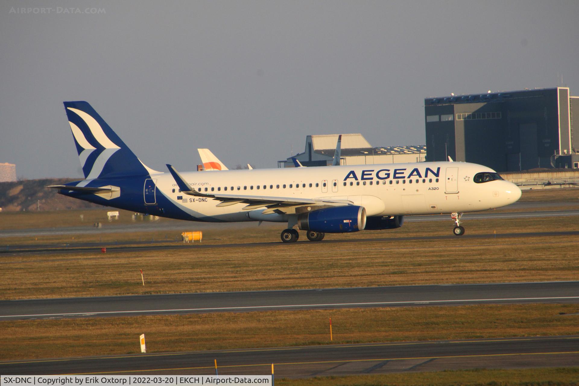 SX-DNC, 2016 Airbus A320-232 C/N 6961, SX-DNC taxi for take off rw 04R