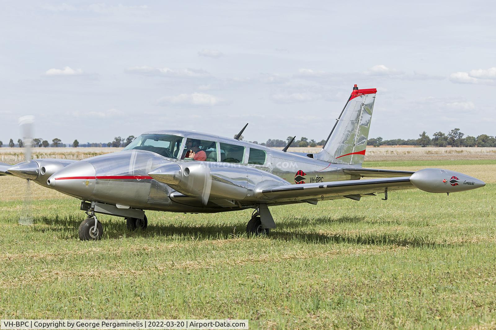 VH-BPC, 1970 Piper PA-30 Twin Comanche C/N 30-1957, Visiting aircraft at the Serpentine Air Race Centennial Celebration Airshow.