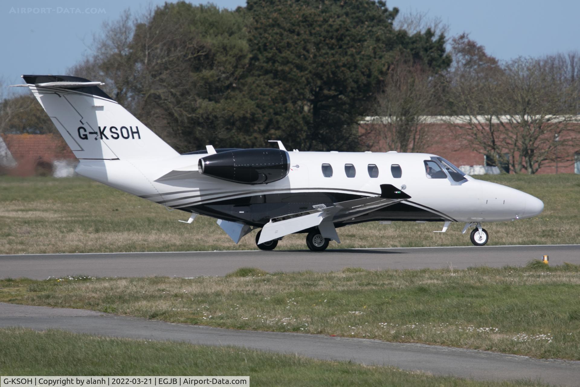 G-KSOH, 2015 Cessna 525 Citation M2 C/N 525-0889, Arriving at Guernsey from Paris