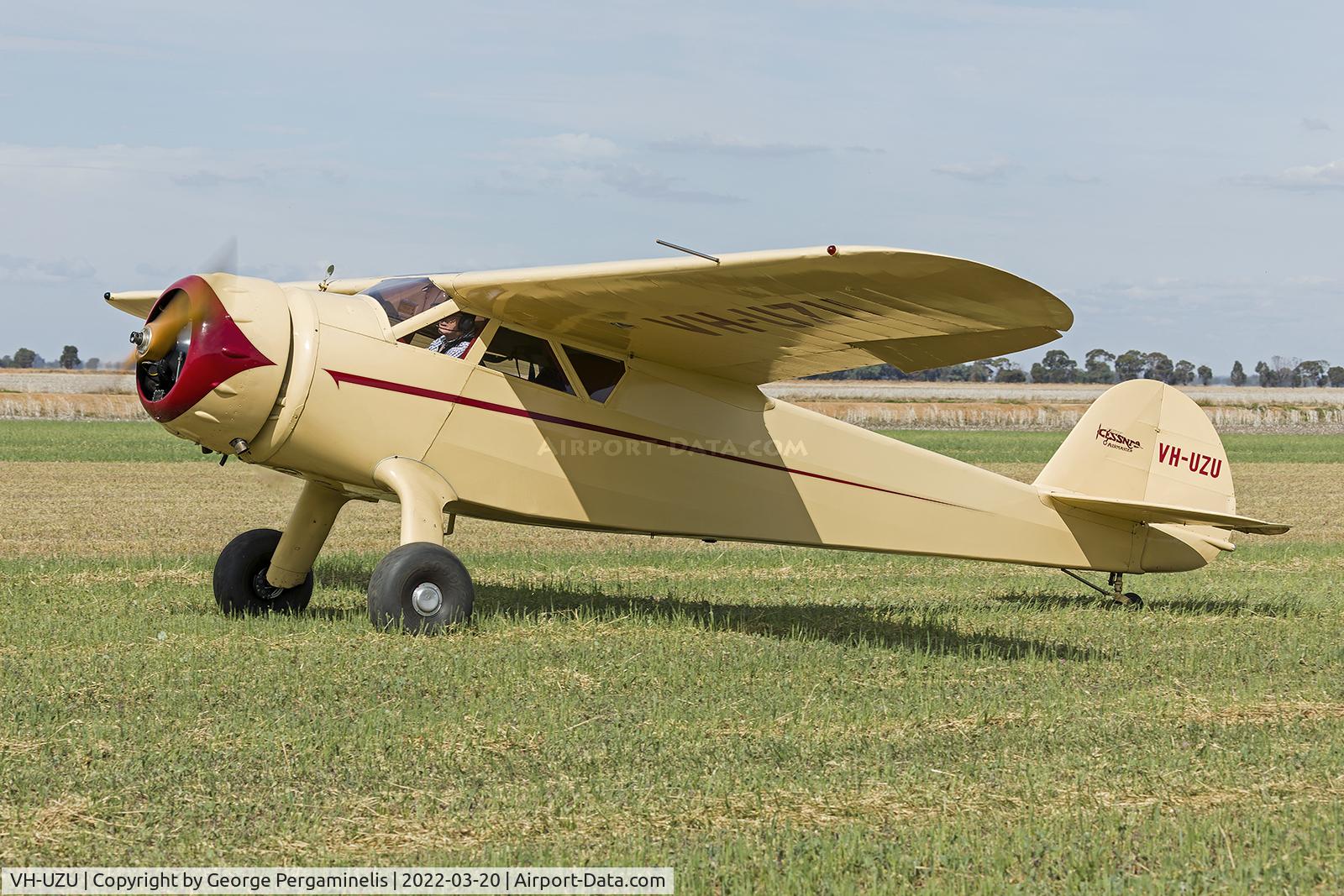 VH-UZU, 1937 Cessna C-37 Airmaster C/N 357, Visiting aircraft at the Serpentine Air Race Centennial Celebration Airshow.
