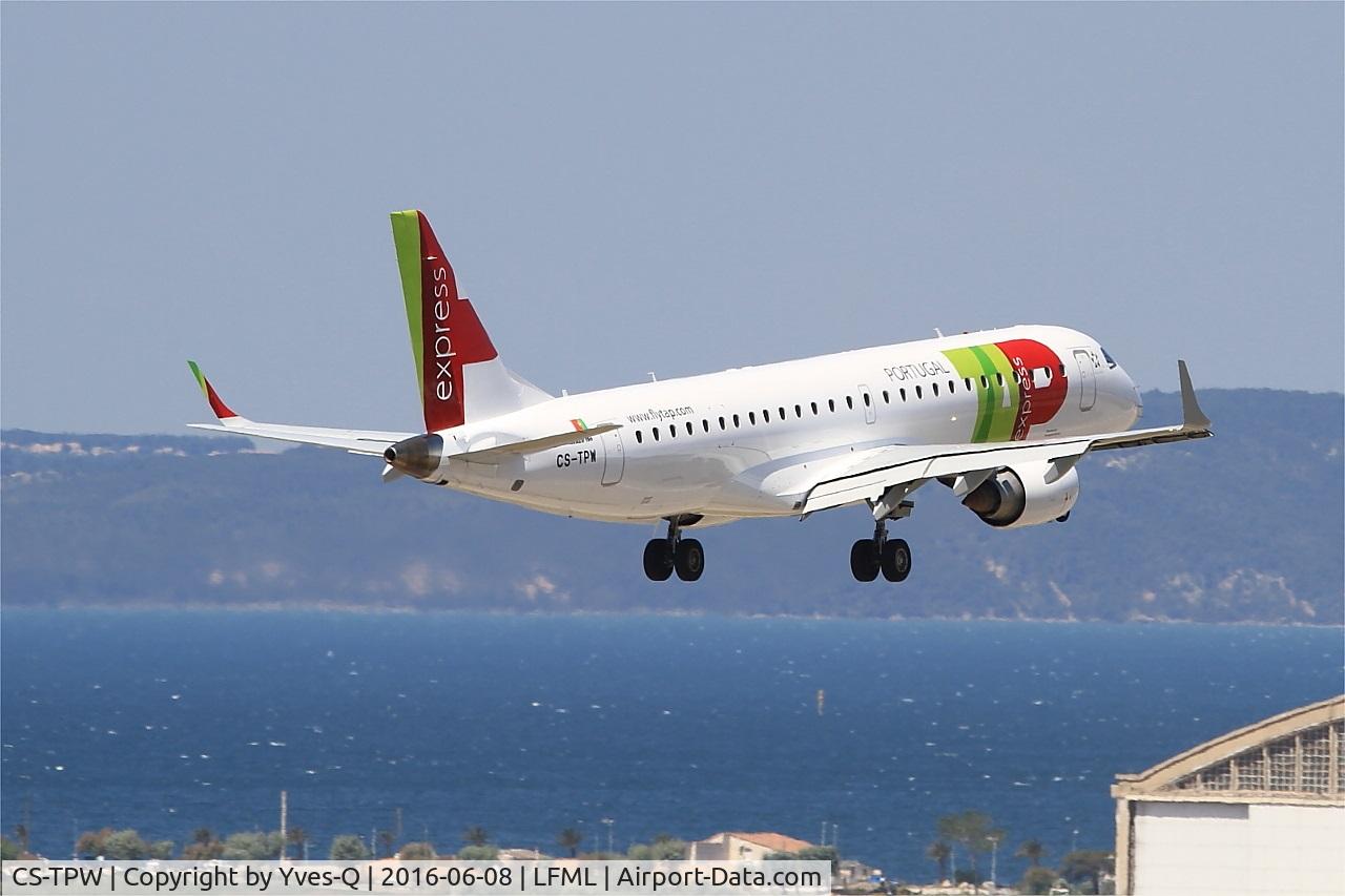 CS-TPW, 2012 Embraer 190LR (ERJ-190-100LR) C/N 19000550, Embraer ERJ-190LR, On final rwy 32R, Marseille-Provence Airport (LFML-MRS)