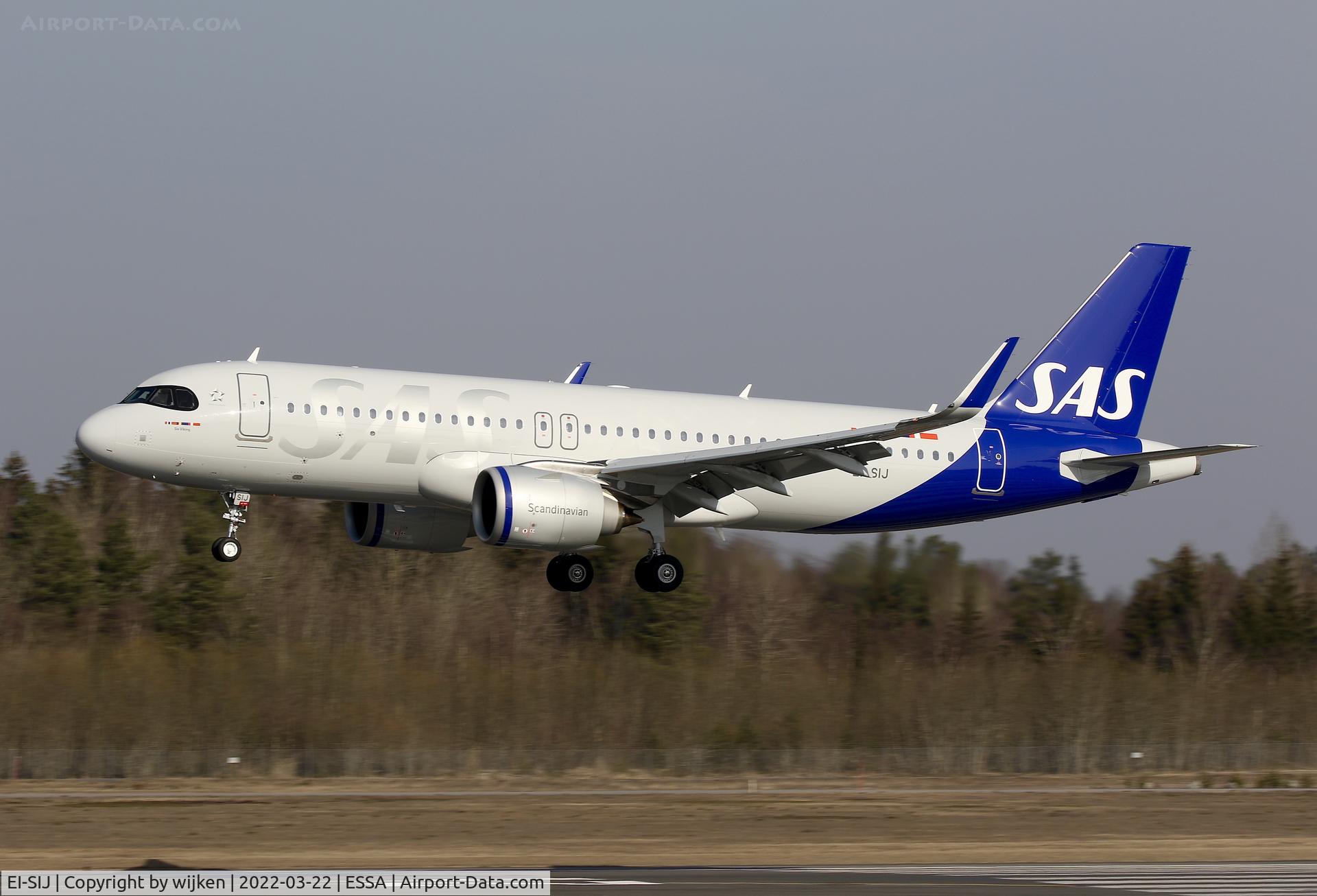 EI-SIJ, 2022 Airbus A320-251N C/N 10752, RWY 26