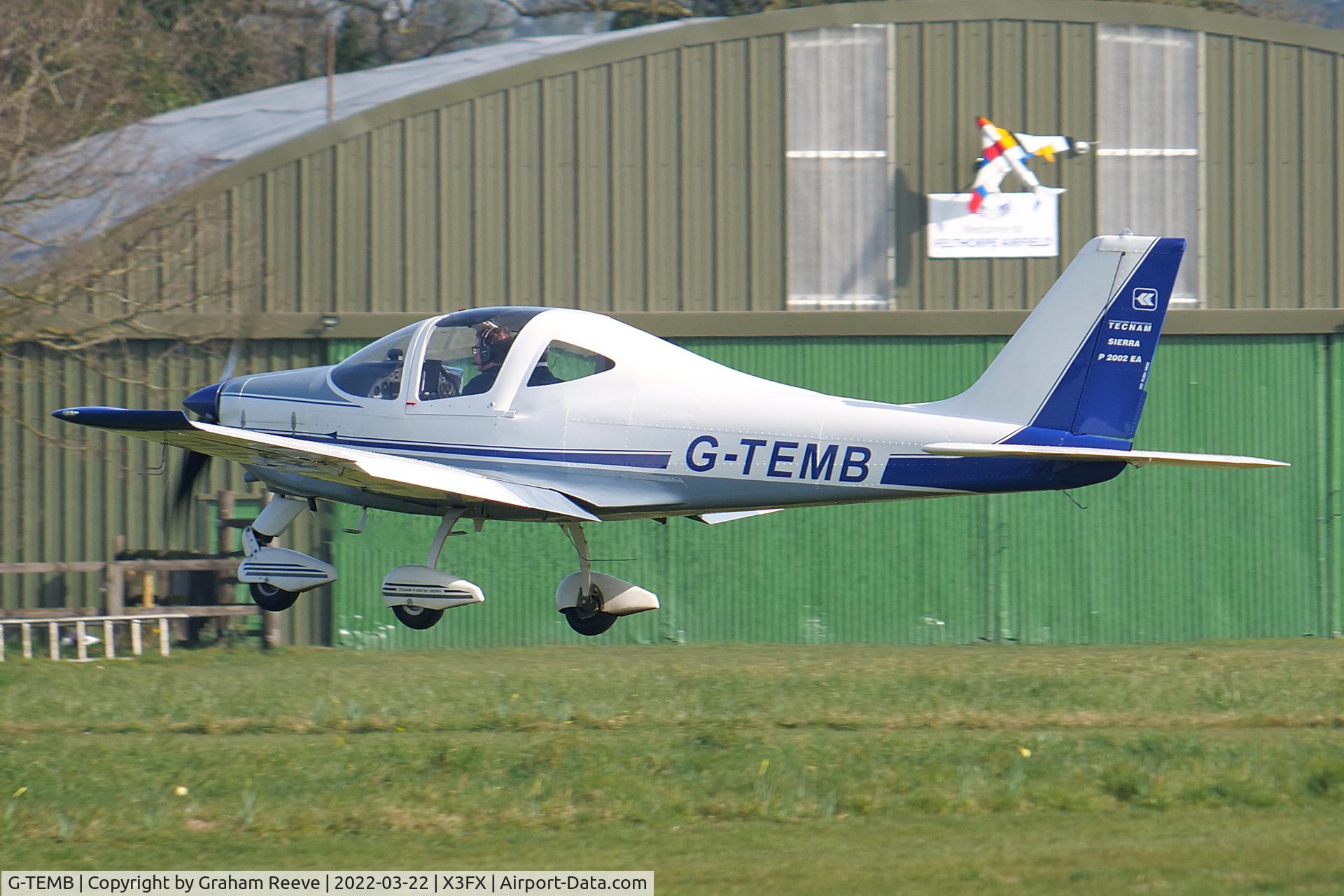 G-TEMB, 2006 Tecnam P-2002EA Sierra C/N PFA 333-14593, Departing from Felthorpe.