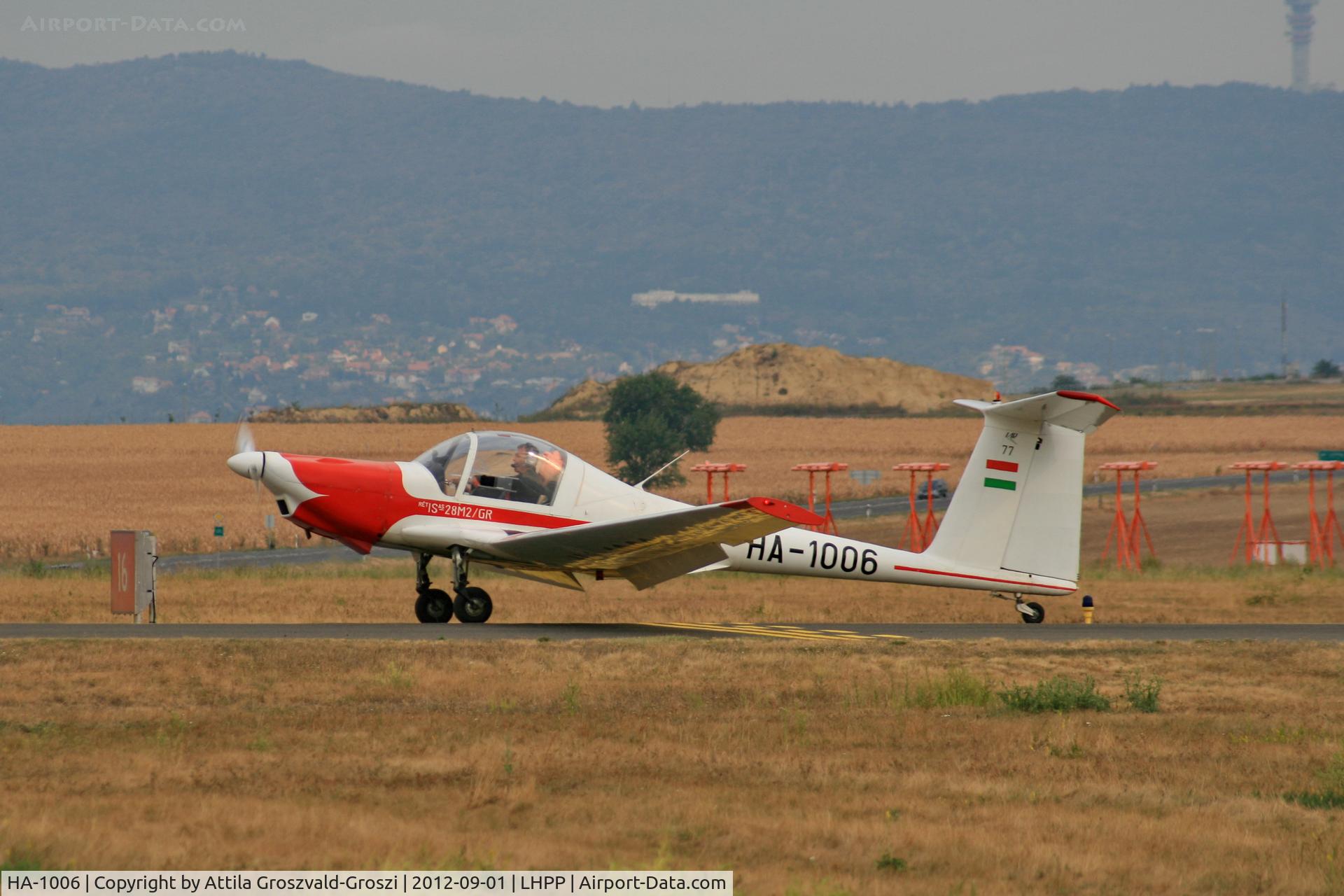 HA-1006, 1998 ICA IS-28M2/GR C/N 77, LHPP - Pécs-Pogány Airport, Hungary