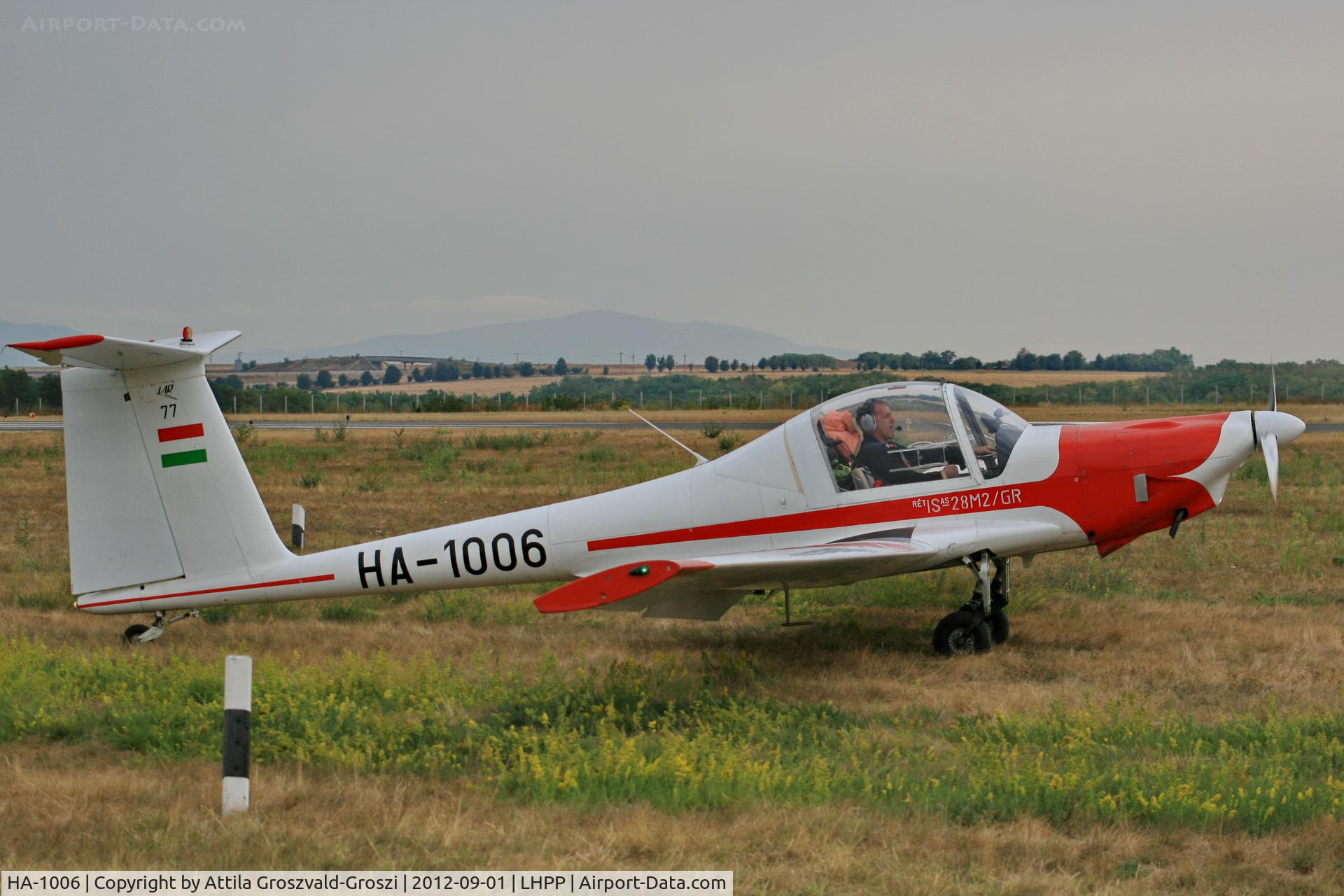 HA-1006, 1998 ICA IS-28M2/GR C/N 77, LHPP - Pécs-Pogány Airport, Hungary