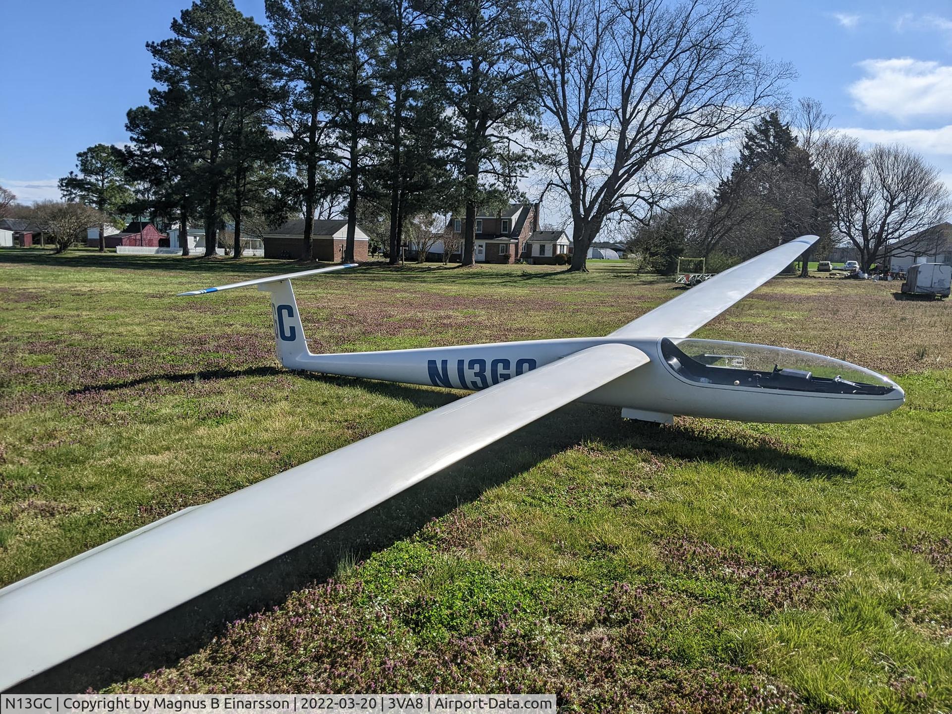 N13GC, 1968 FFA Diamant HBV 16.5 C/N 048, Diamant N13GC at Garner Airport, VA