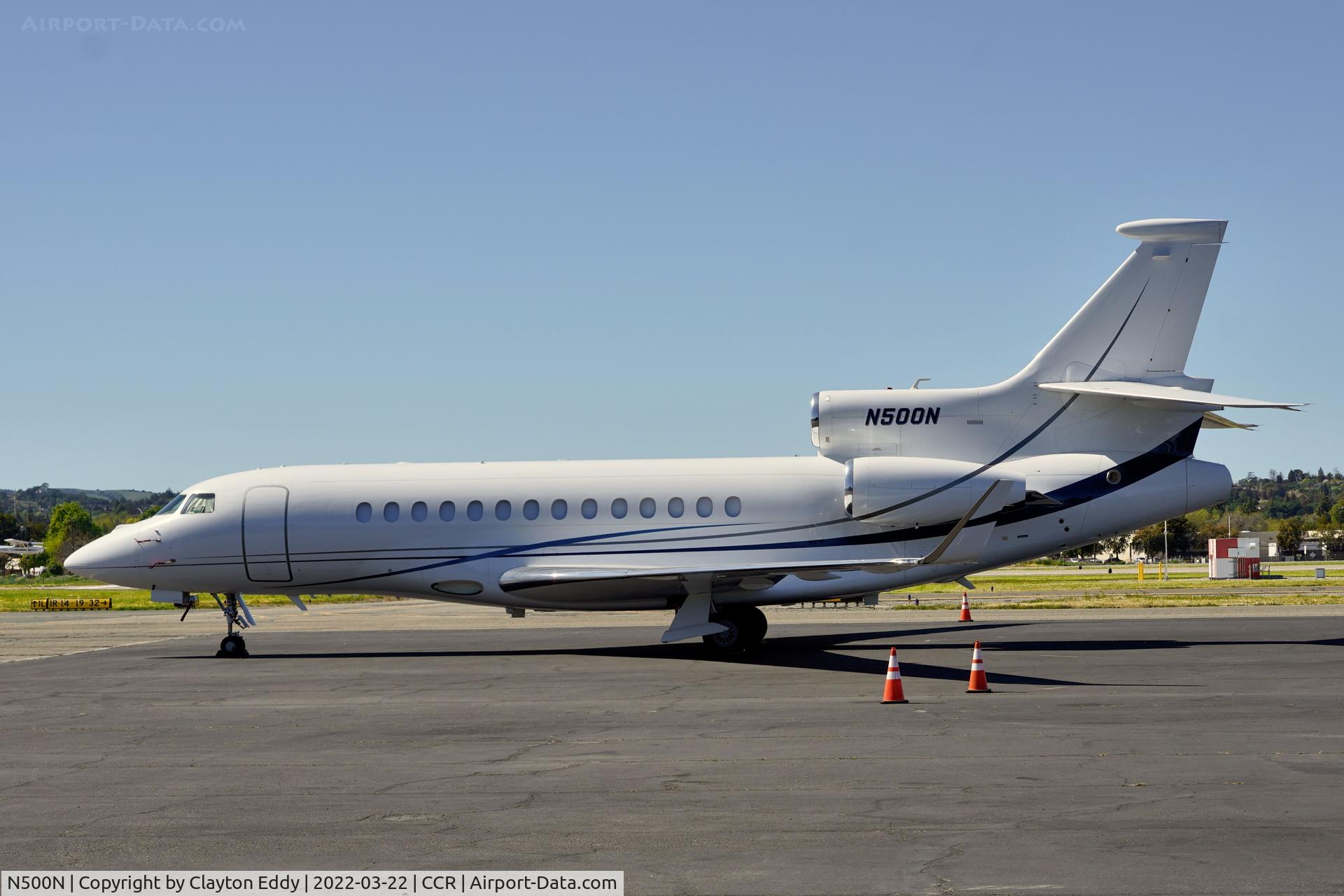 N500N, 2011 Dassault Falcon 7X C/N 130, Buchanan Field Concord Airport in California 2022.