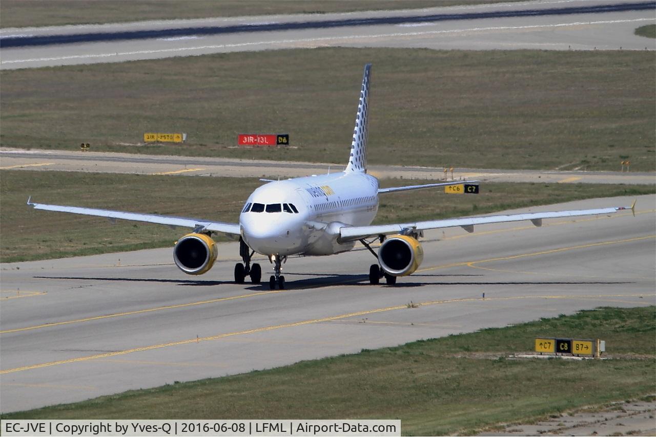 EC-JVE, 2006 Airbus A319-111 C/N 2843, Airbus A319-111, Taxiing to holding point Rwy 31R, Marseille-Provence Airport (LFML-MRS)