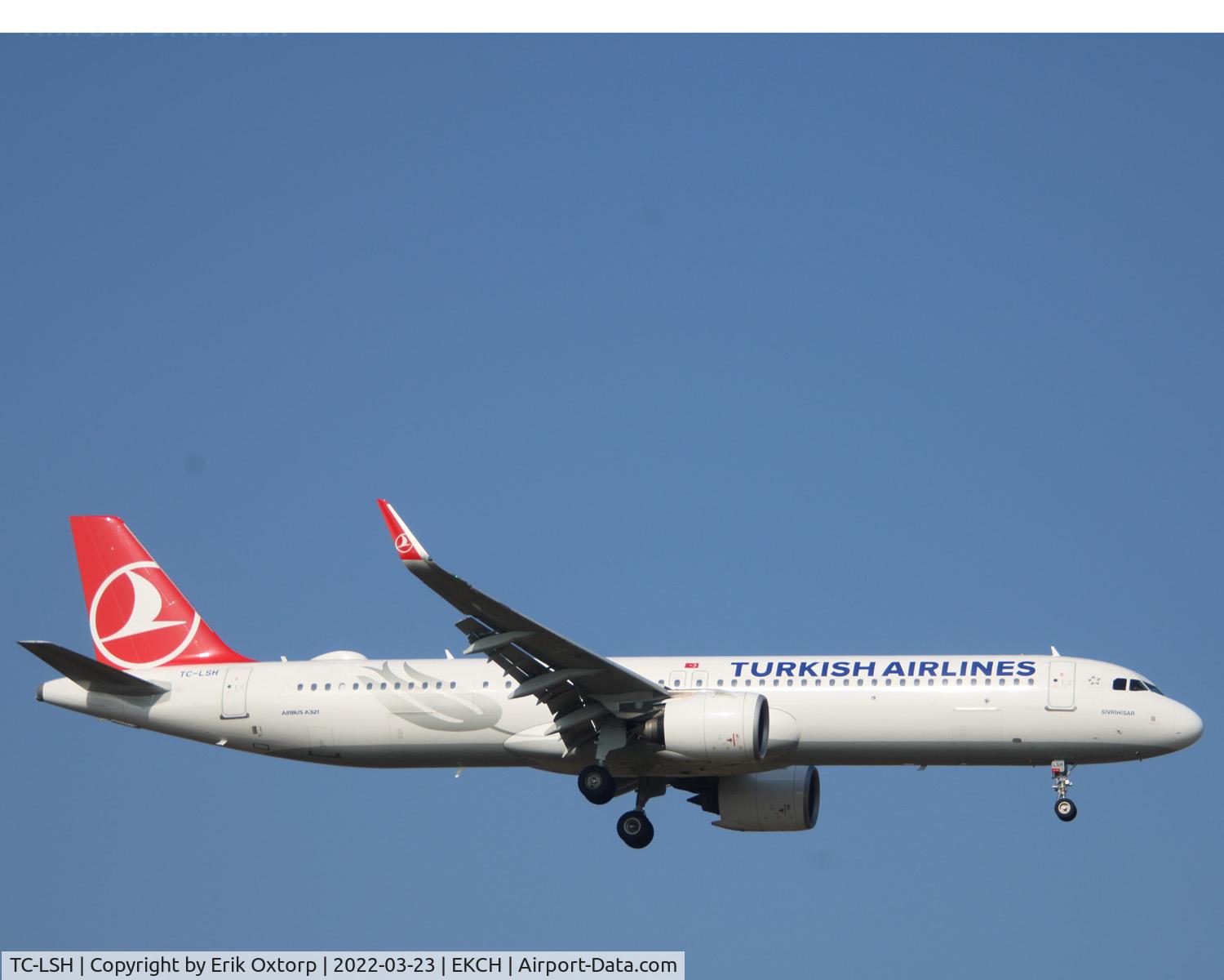 TC-LSH, 2019 Airbus A321-271NX C/N 8919, TC-LSH landing rw 04L