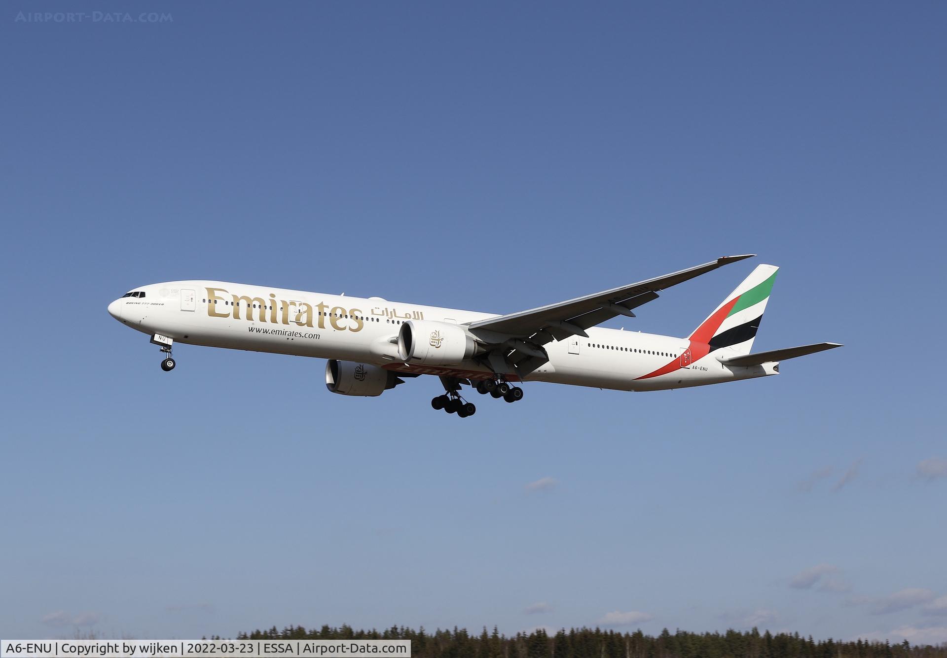 A6-ENU, 2014 Boeing 777-31H/ER C/N 41367, RWY 26