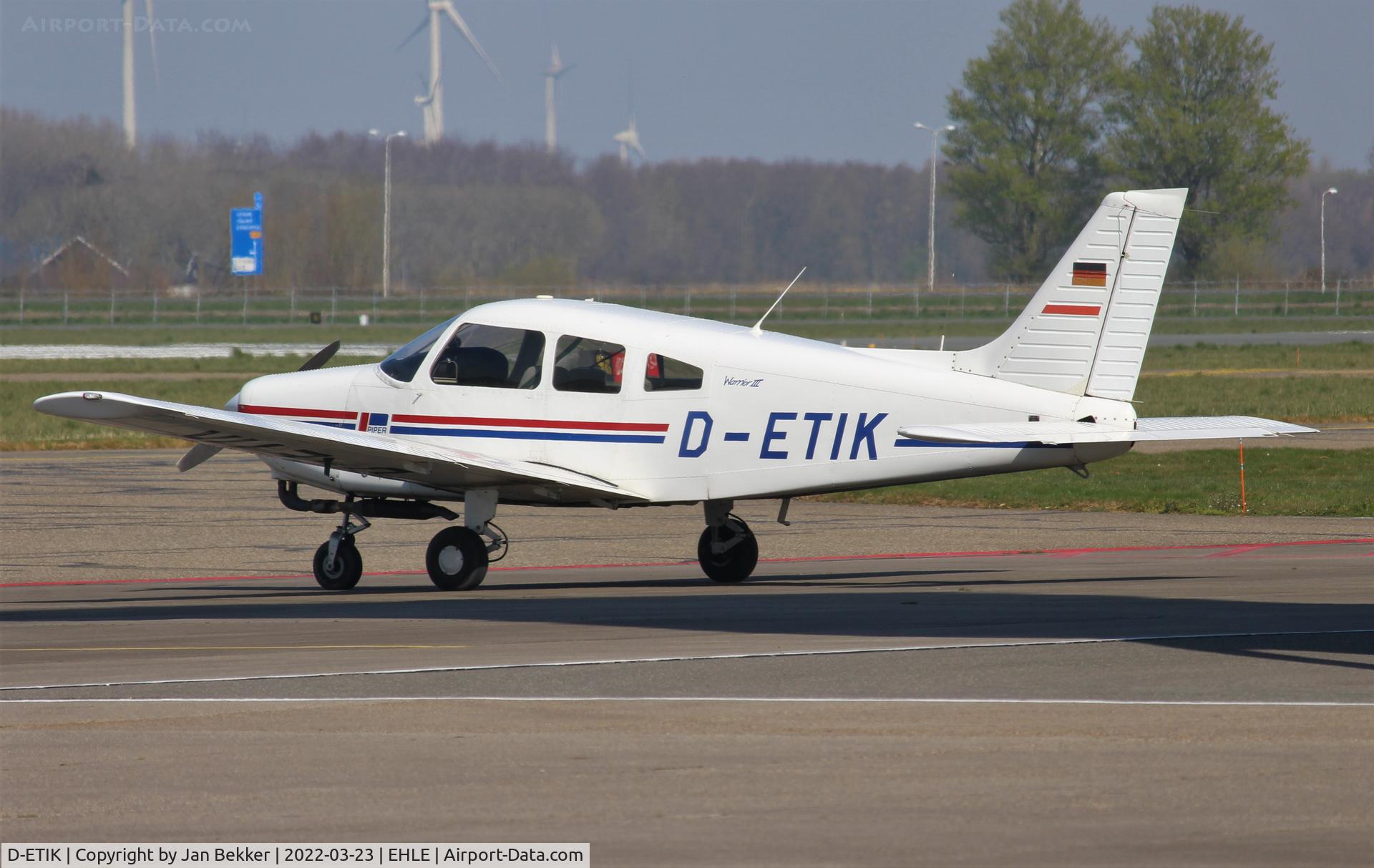 D-ETIK, 1995 Piper PA-28-161 Warrior C/N 28-16116, Lelystad Airport
