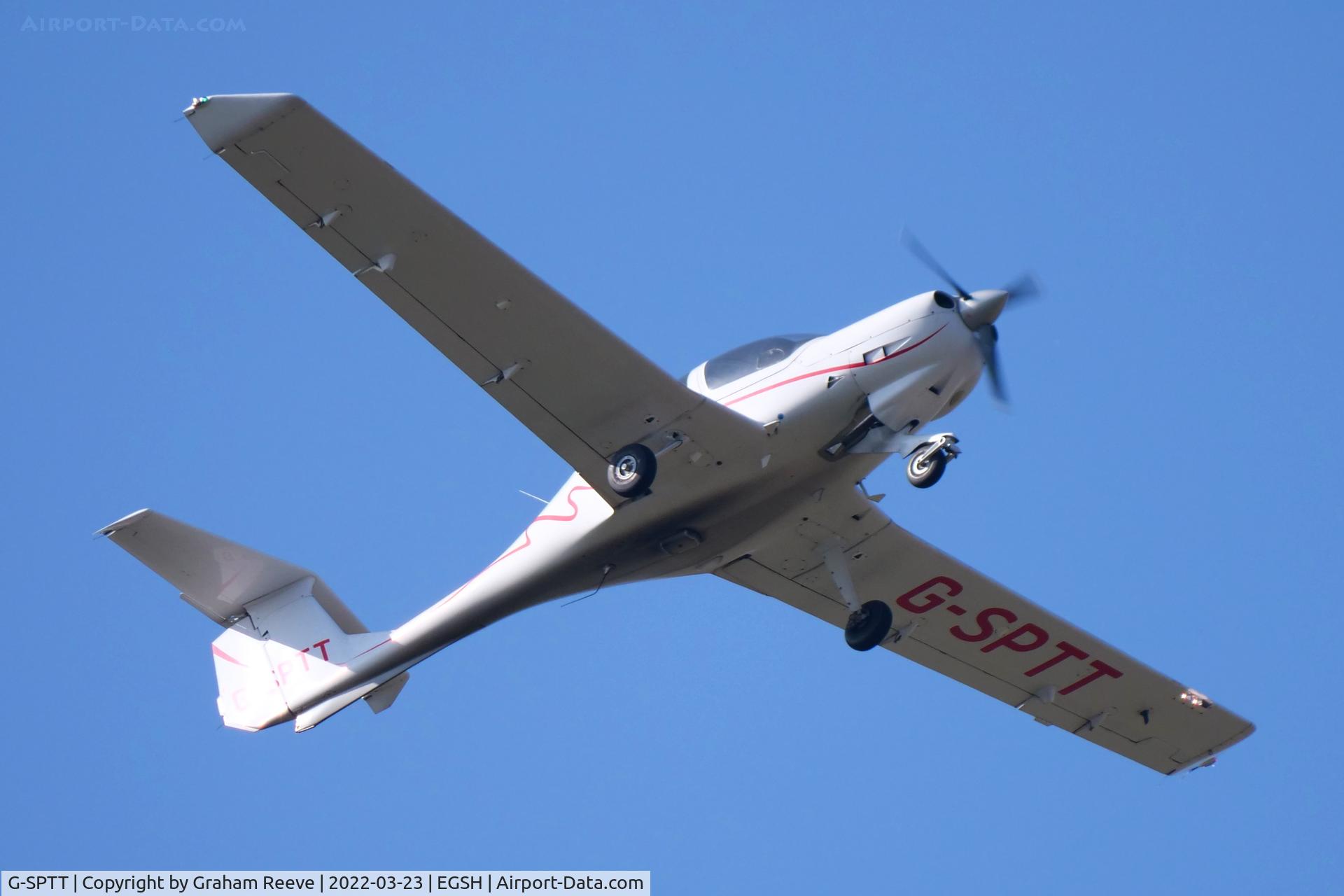 G-SPTT, 2006 Diamond DA-40D Diamond Star C/N D4.249, Departing from Norwich.