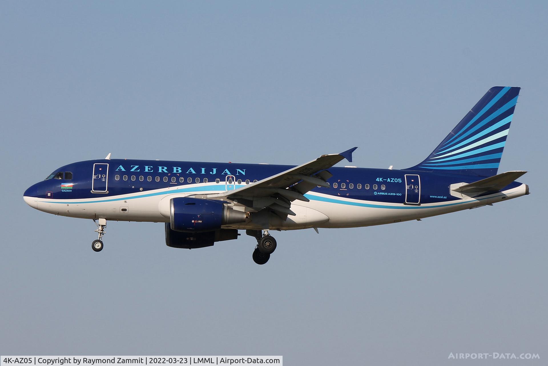 4K-AZ05, 2006 Airbus A319-111 C/N 2788, A319 4K-AZ05 Azerbaijan Airlines