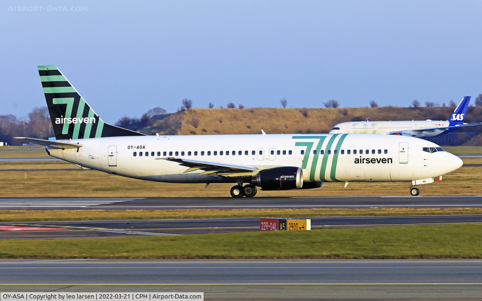OY-ASA, 1990 Boeing 737-405 C/N 24644, Copenhagen 21.3.2022