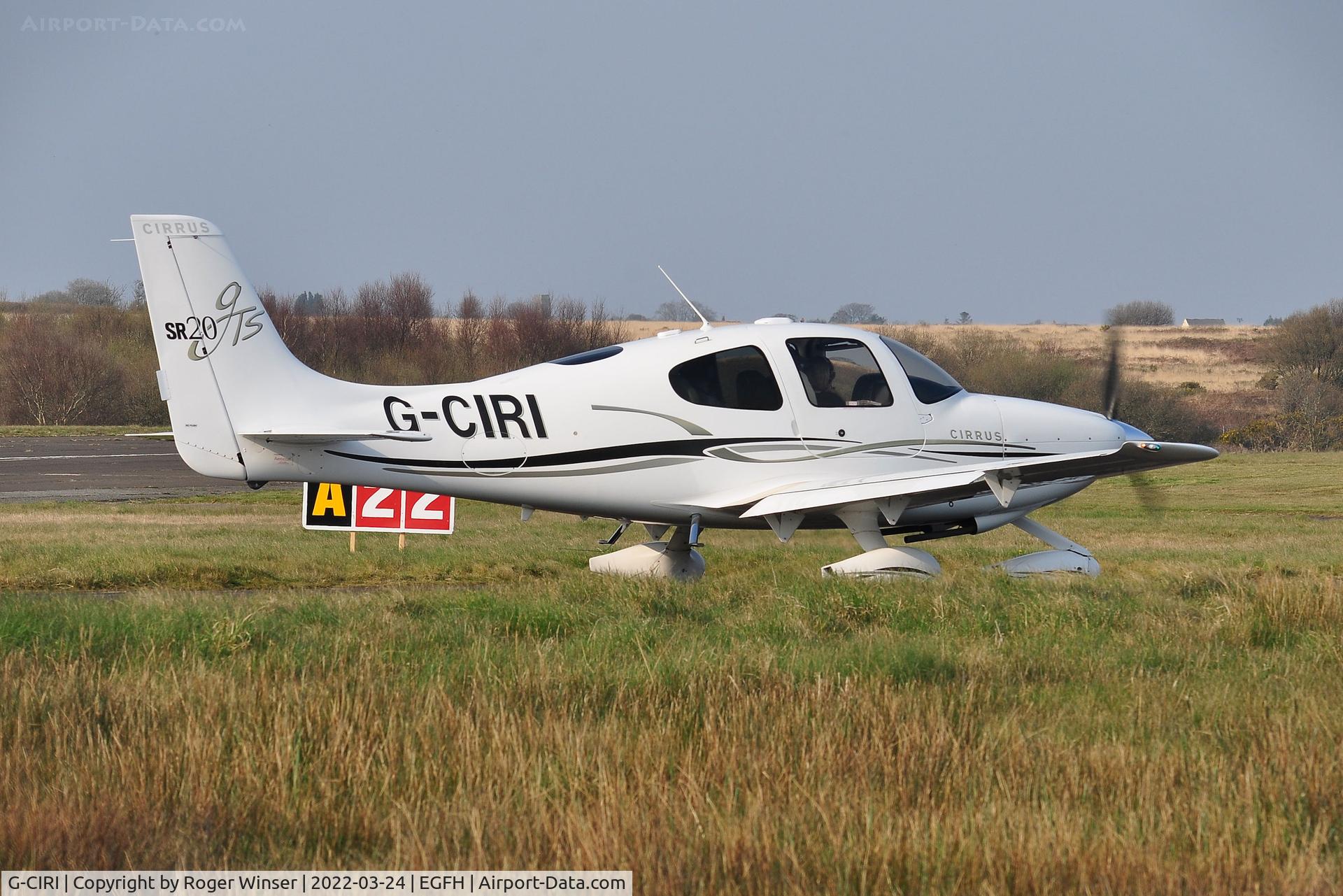 G-CIRI, 2007 Cirrus SR20 C/N 1791, Visiting SR20 GTS.