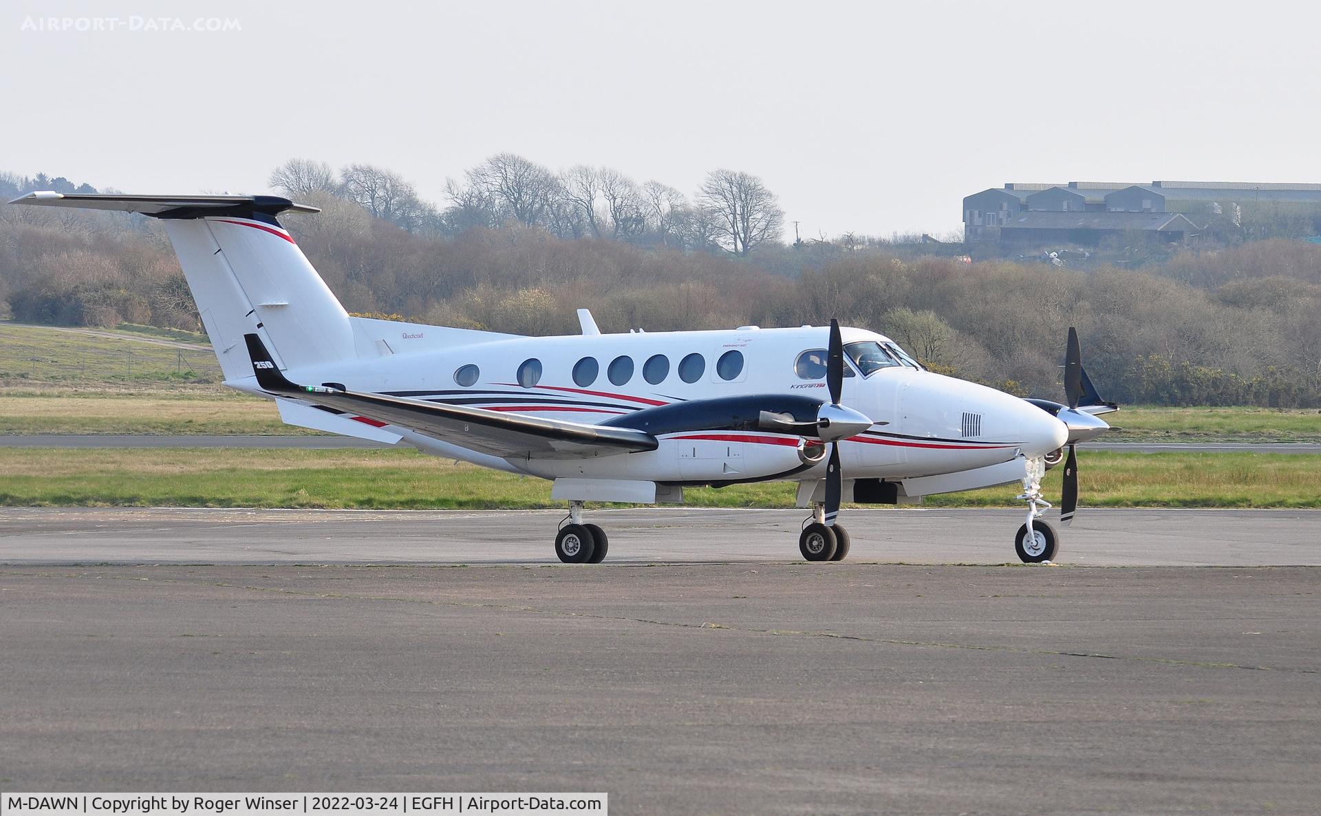 M-DAWN, 2015 Beechcraft B200GT Super King Air C/N BY-238, Visiting Super King Air operated by Dawn Meats Group.