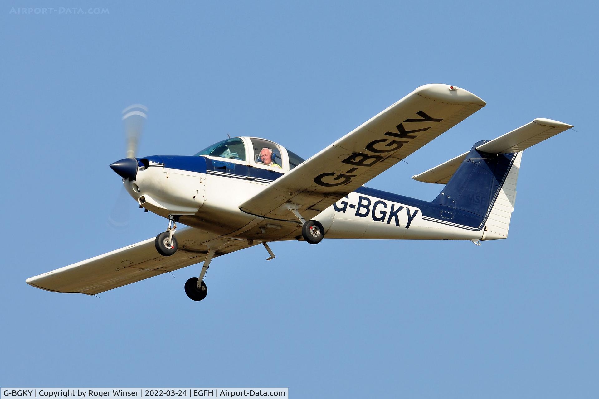 G-BGKY, 1978 Piper PA-38-112 Tomahawk Tomahawk C/N 38-78A0737, Resident Tomahawk operated by Cambrian Flying Club departing Runway 22.