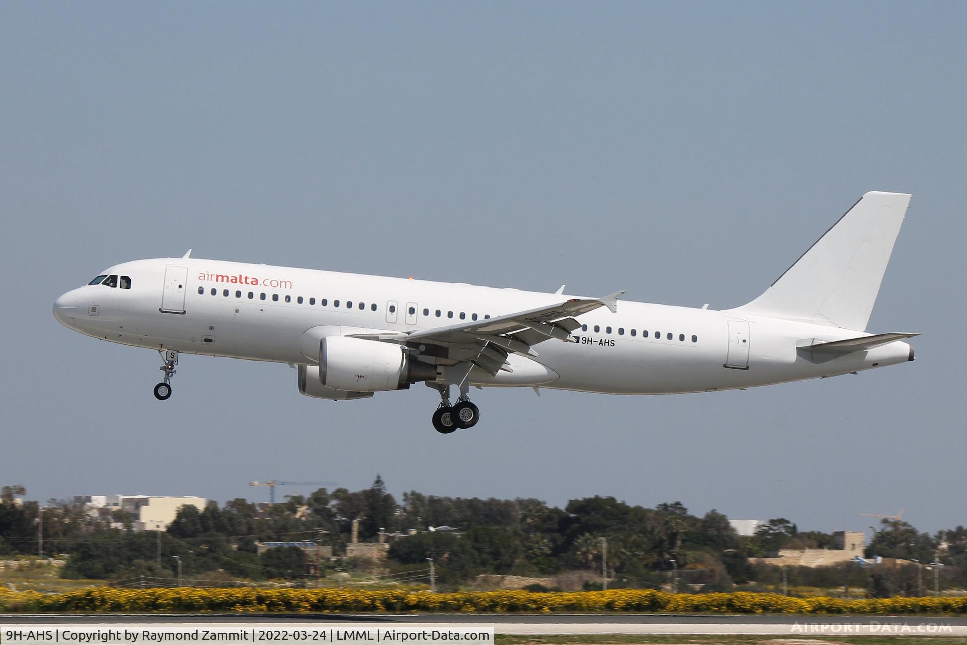9H-AHS, 2012 Airbus A320-214 C/N 5086, A320 9H-AHS Air Malta