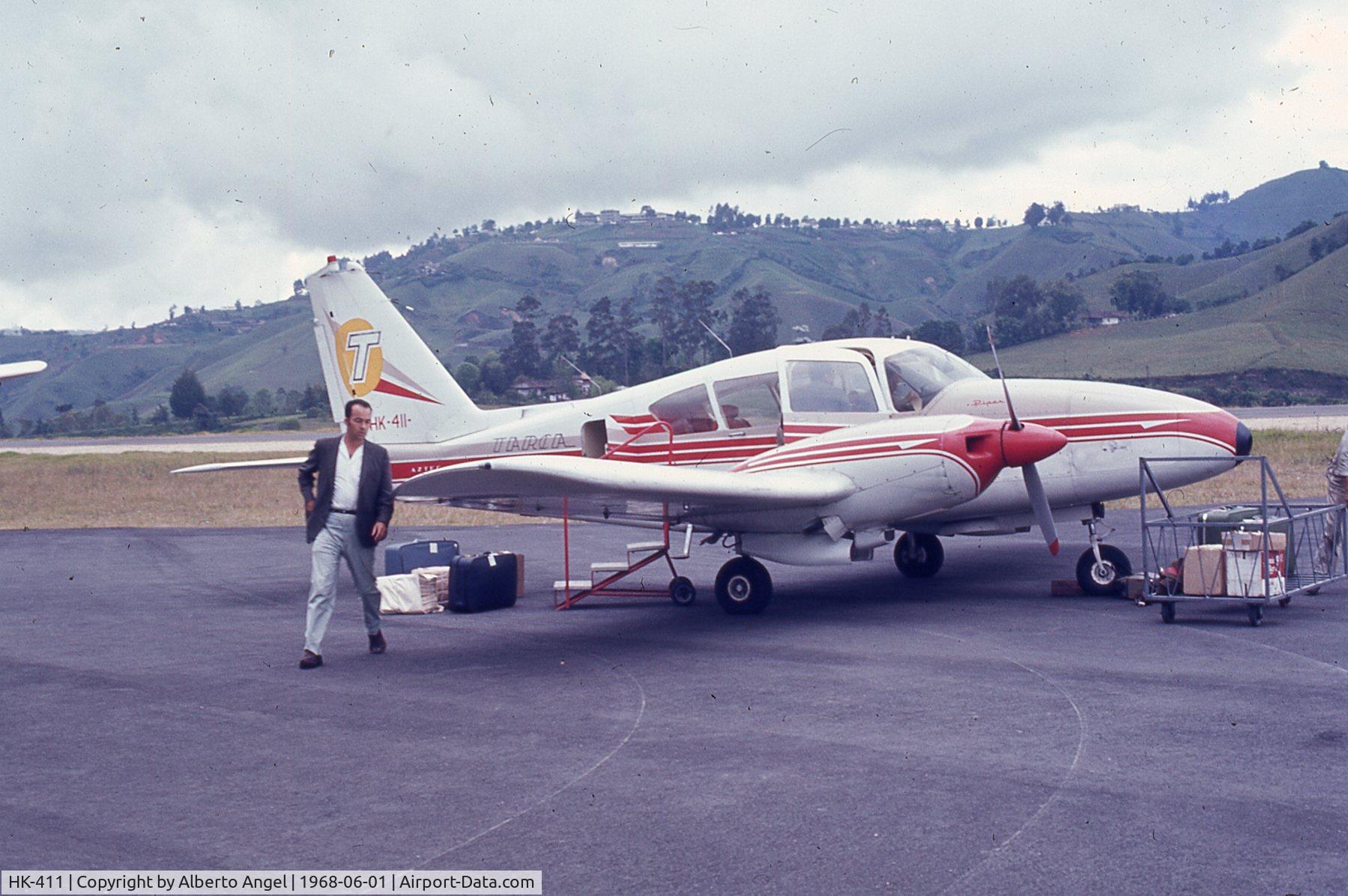 HK-411, Piper PA-23-250 Aztec C/N 27-3133, TARCA (Taxi Aereo de Caldas LTDA) HK-411 in June 1968 in Colombia